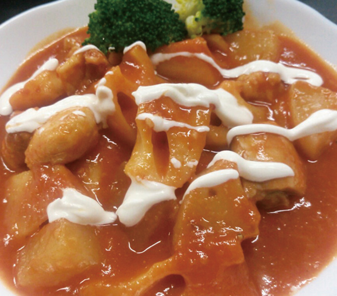 根菜＆鶏モモ肉のトマト煮込み